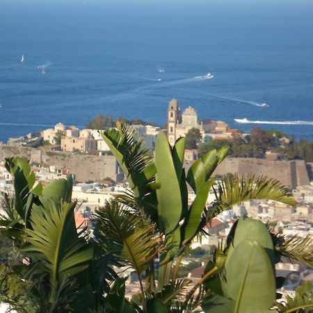 Domus Apollo Lägenhet Lipari  Exteriör bild