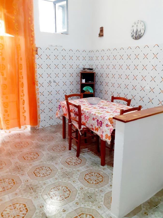 Domus Apollo Lägenhet Lipari  Exteriör bild