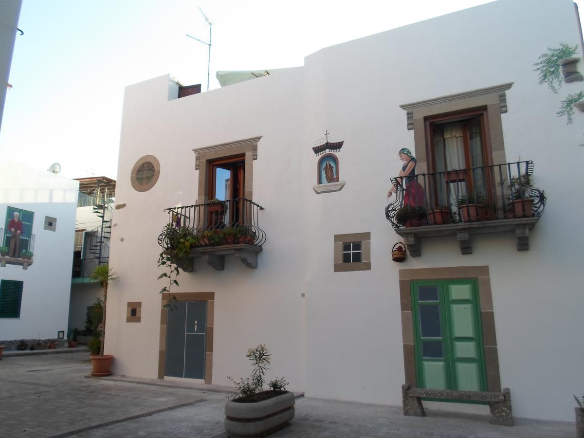 Domus Apollo Lägenhet Lipari  Exteriör bild